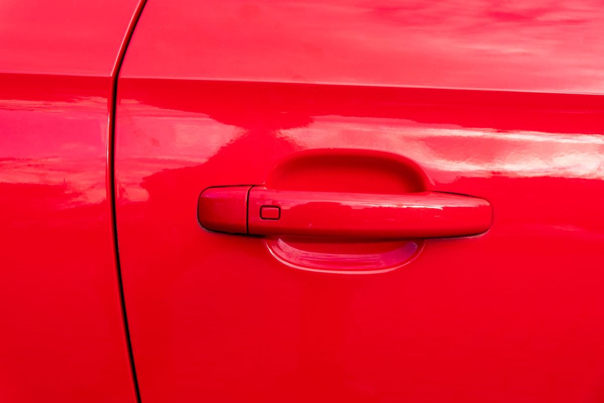 Professional mobile car detailing service in Midvale Park Tucson